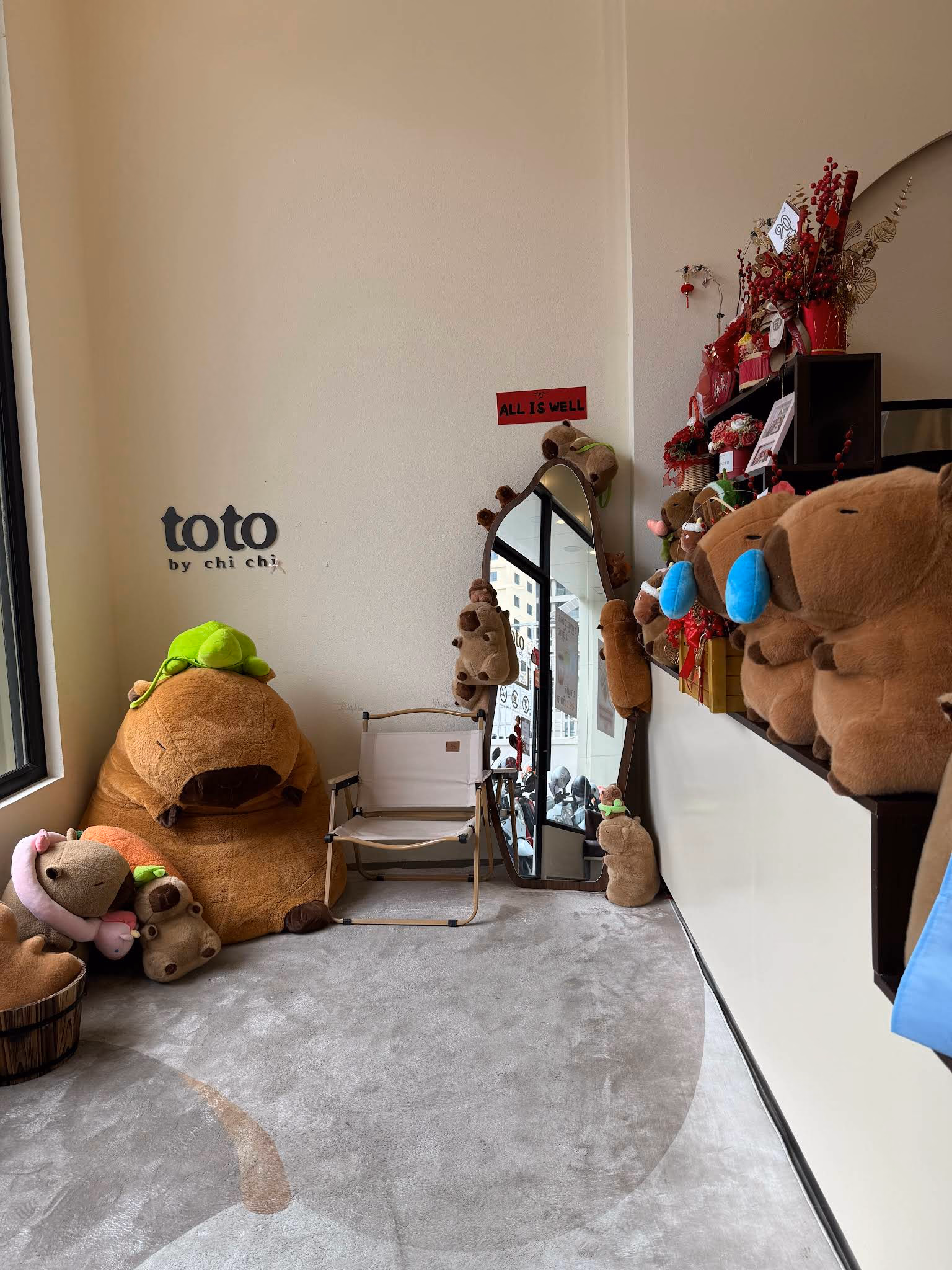 Toto by Chichi | IFL photo 4